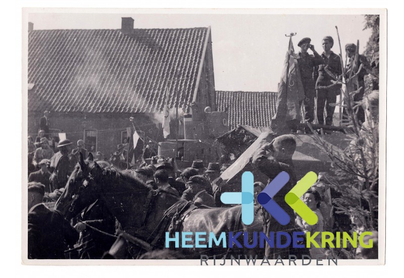 Pannerden Bevrijdings feest augustus 1945 Coll. J.van Ingen